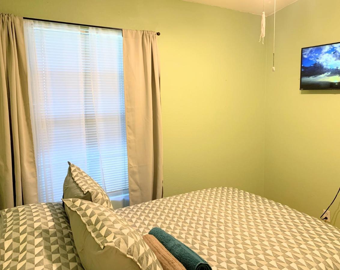 Evergreen Jolly Room With Tv ヘメット エクステリア 写真