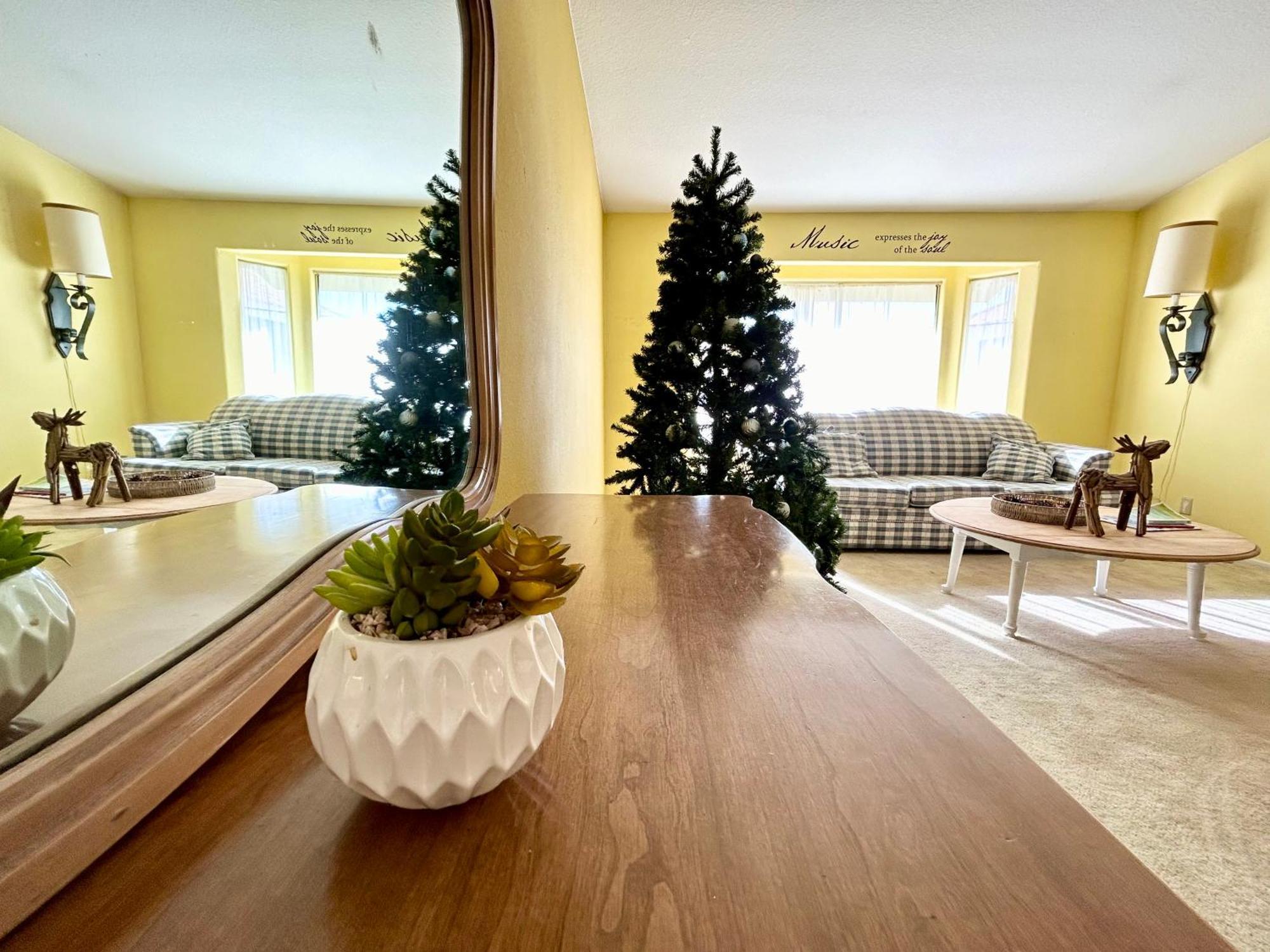 Evergreen Jolly Room With Tv ヘメット エクステリア 写真